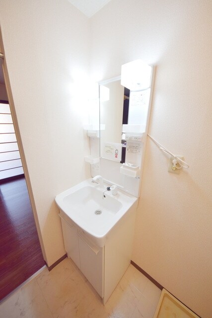 シティーハイツAの物件内観写真