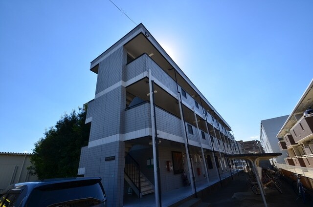 グローリアスハイツの物件外観写真