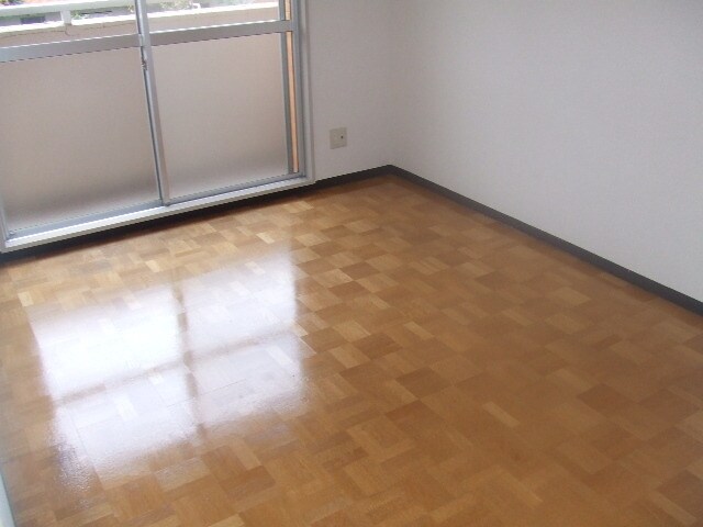 メナーフジの物件内観写真