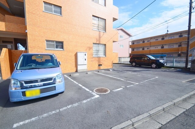 メナーフジの物件内観写真