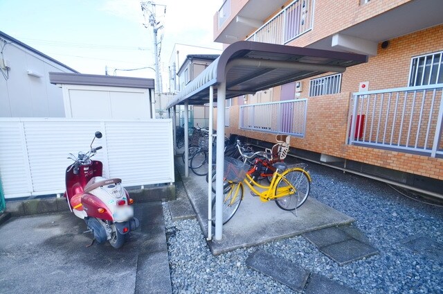 メナーフジの物件内観写真