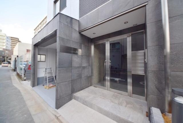 FIRST(ファースト)の物件内観写真