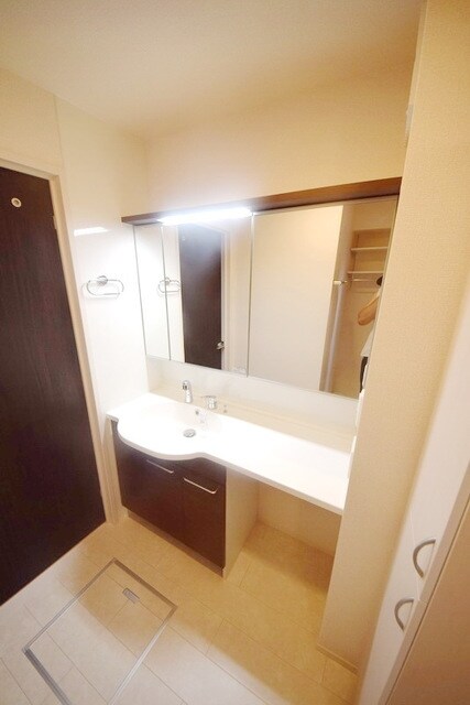 ロイジェントパークスレイクタウン II Kの物件内観写真