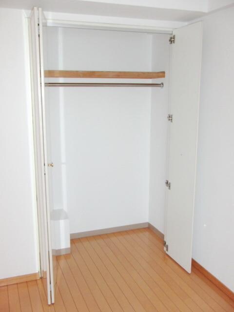 リーベスト東中山の物件内観写真