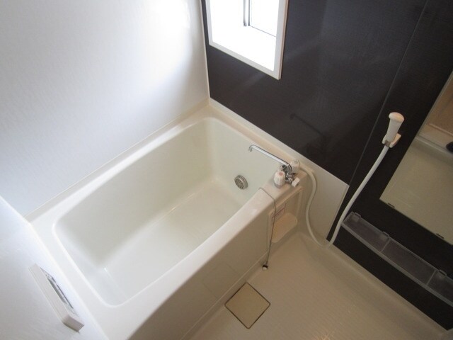 ヴェリナ・フォーの物件内観写真