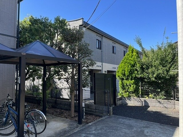 レオパレスクインスBの物件外観写真