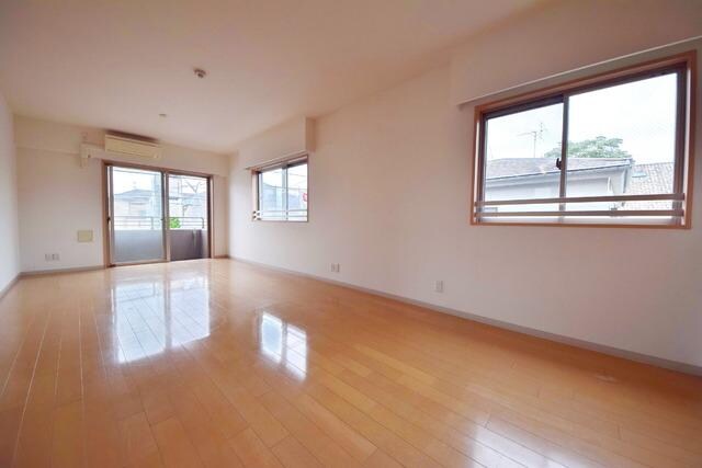 KDXレジデンス成城の物件内観写真