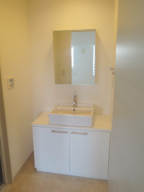 プライムアーバン目黒青葉台の物件内観写真