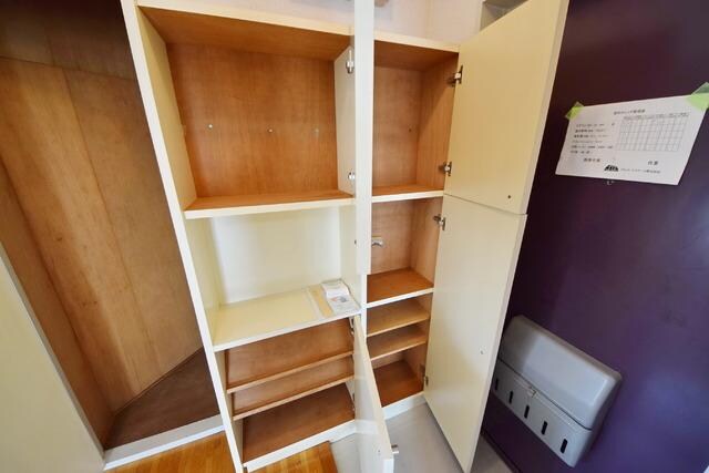 成城ロイヤルマンションの物件内観写真