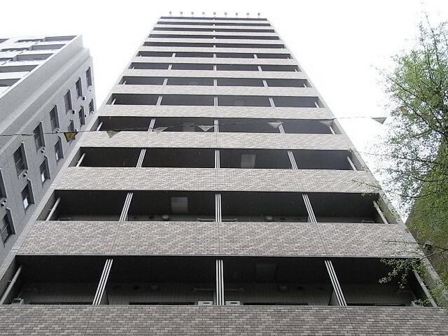 トーシンフェニックス初台弐番館の物件外観写真