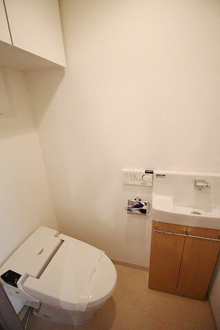 プラウドフラット仙川IIの物件内観写真