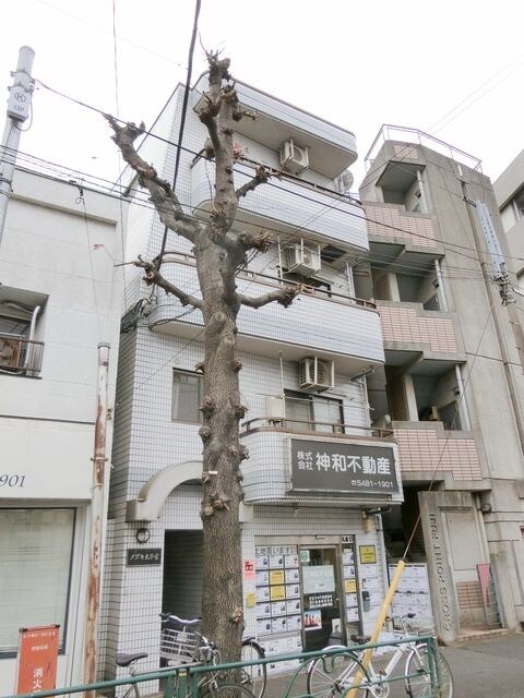 メブキ太子堂の物件外観写真