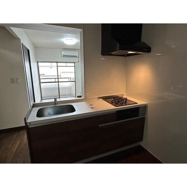 ジュネシオン・サカエの物件内観写真