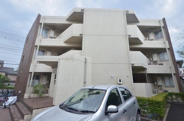 グリーン ヴィラの物件外観写真