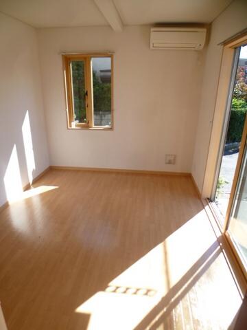 Bell Wood(ベル ウッド)の物件内観写真