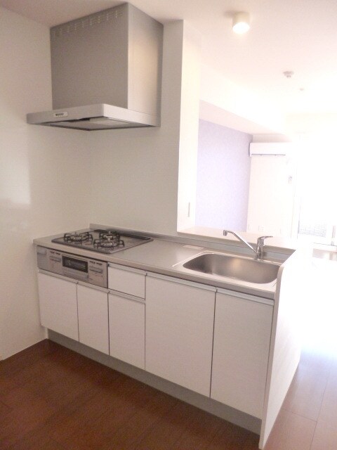 レスポワールBの物件内観写真