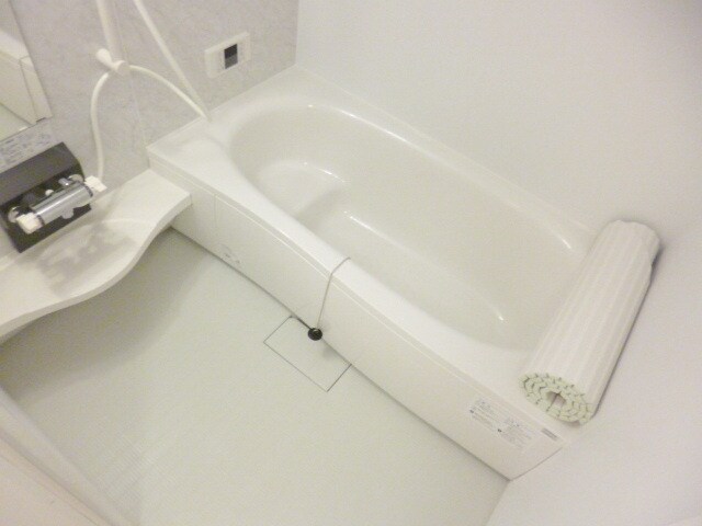 レスポワールBの物件内観写真