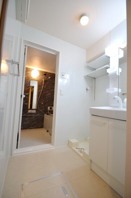 クレスト登戸の物件内観写真