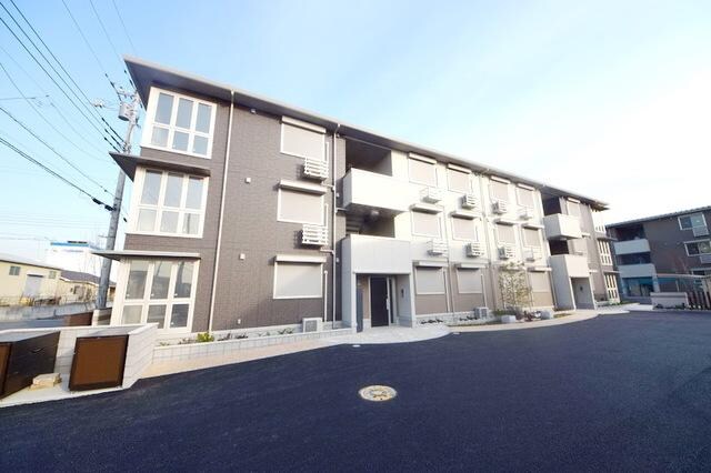 ロイジェントパークスレイクタウンIII L棟の物件外観写真