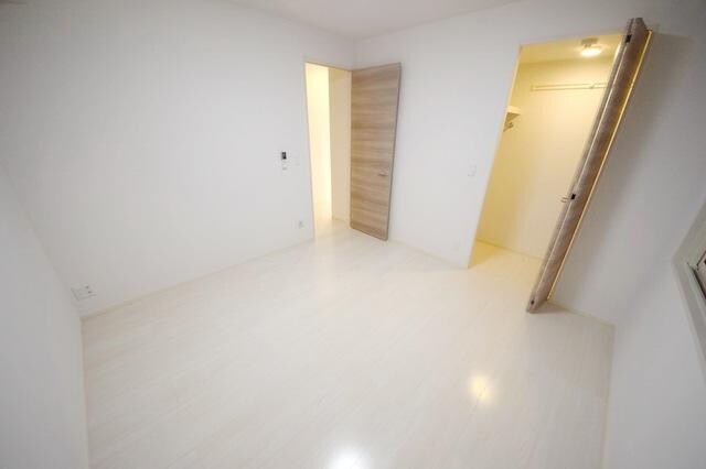 ロイジェントパークスレイクタウンIII L棟の物件内観写真