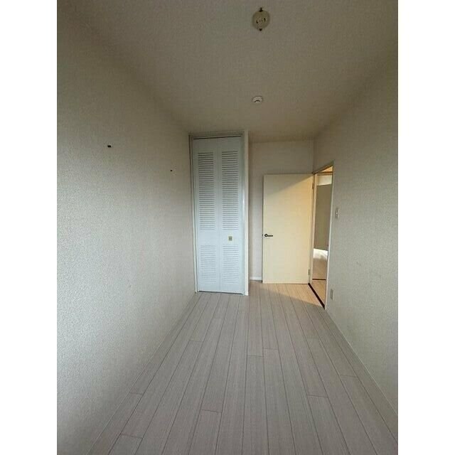 グランシャリオ千間台の物件内観写真