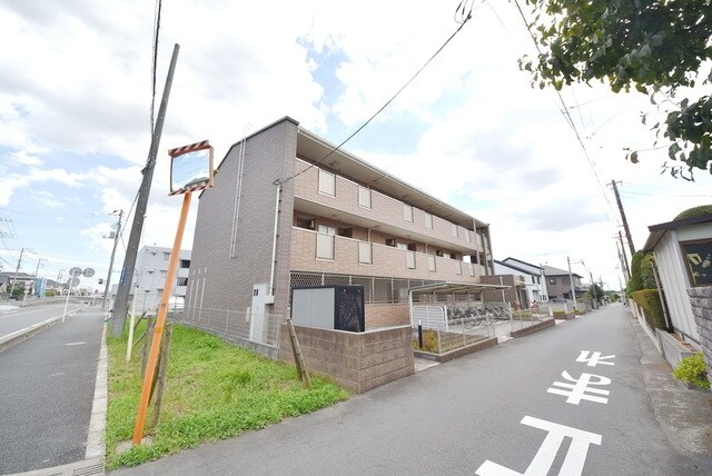 カルム・セーズの物件外観写真