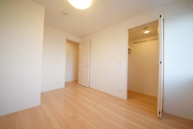 ロイジェントパークスレイクタウンIII E棟の物件内観写真