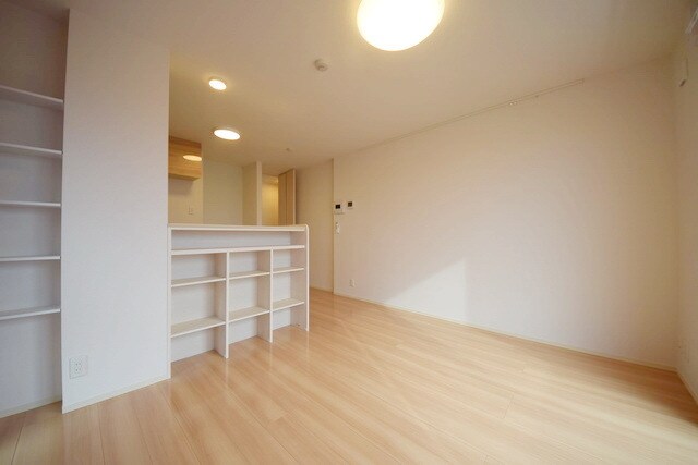 ロイジェントパークスレイクタウンIII E棟の物件内観写真