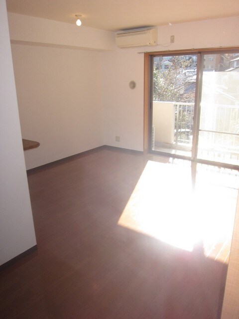 ルミエール妙蓮寺IIの物件内観写真