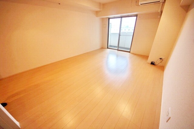 ジェイ・エス・ティ横浜東の物件内観写真