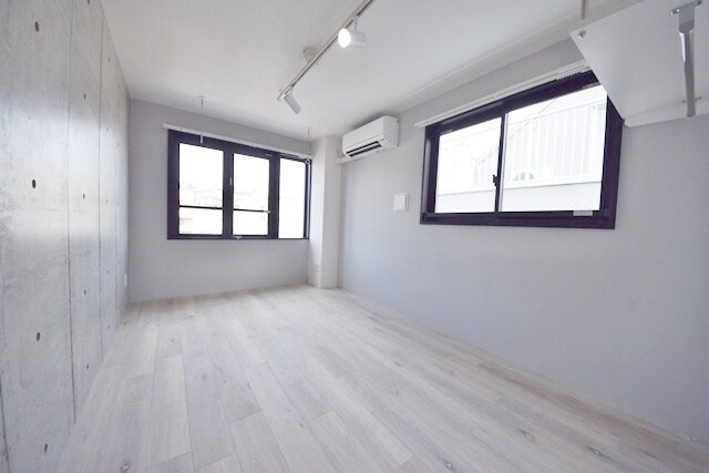 ブライトゴッドの物件内観写真