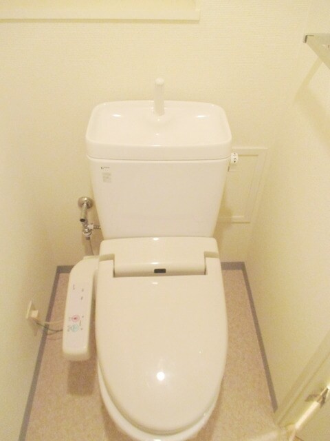 ドゥーエ横濱台町の物件内観写真