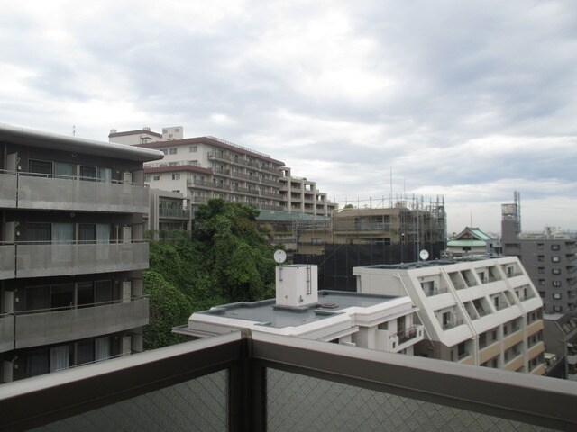 ドゥーエ横濱台町の物件内観写真