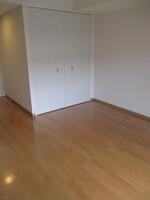 ドゥーエ横濱台町の物件内観写真