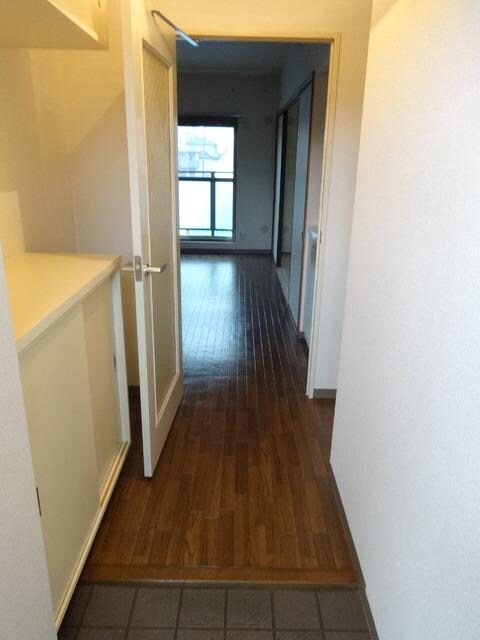 ハンプトンコートの物件内観写真