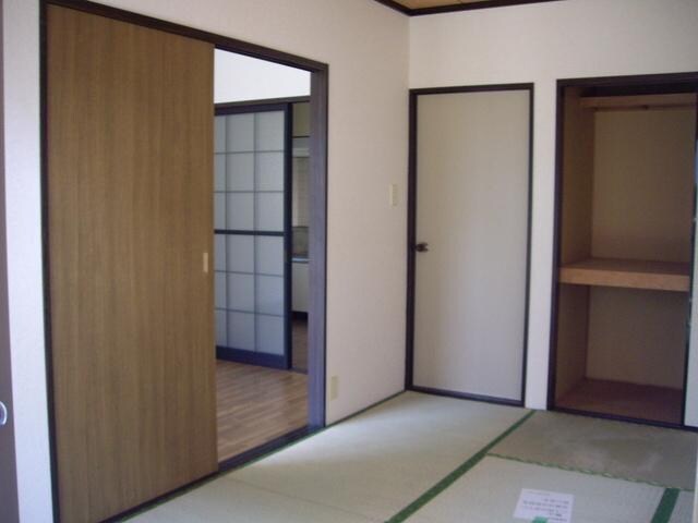 ヒルトップハイムの物件内観写真