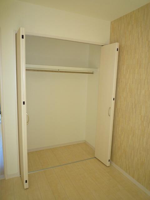 エスペランサ杉田の物件内観写真