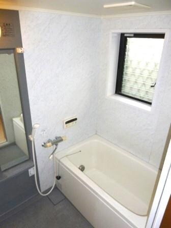 リトルパインの物件内観写真