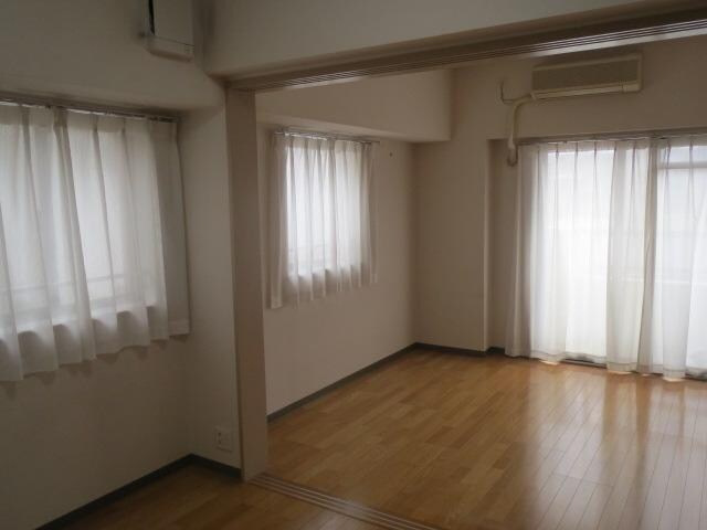 オーヴェスト横浜の物件内観写真