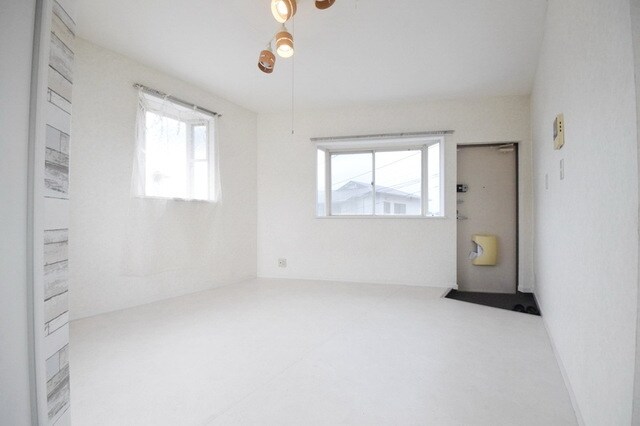 シャトークローネの物件内観写真