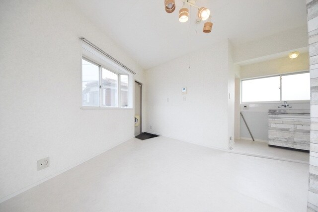 シャトークローネの物件内観写真