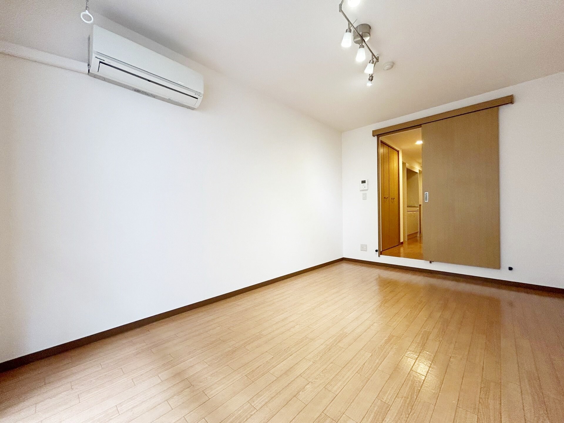 豊年・カモミールの物件内観写真