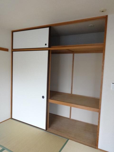 ハンプトンコートの物件内観写真