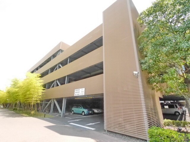 ザ・ミレナリータワーズの物件内観写真