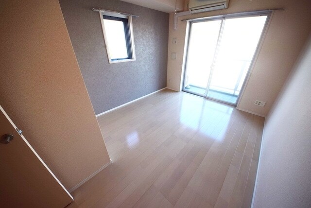 ミラージュ新子安の物件内観写真