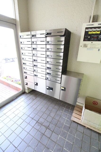 千草台谷本マンションの物件内観写真