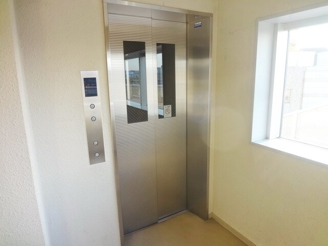 アプリーレ藤が丘の物件内観写真