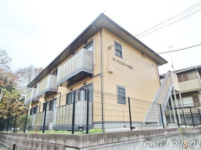 サンライズコース都筑の物件外観写真