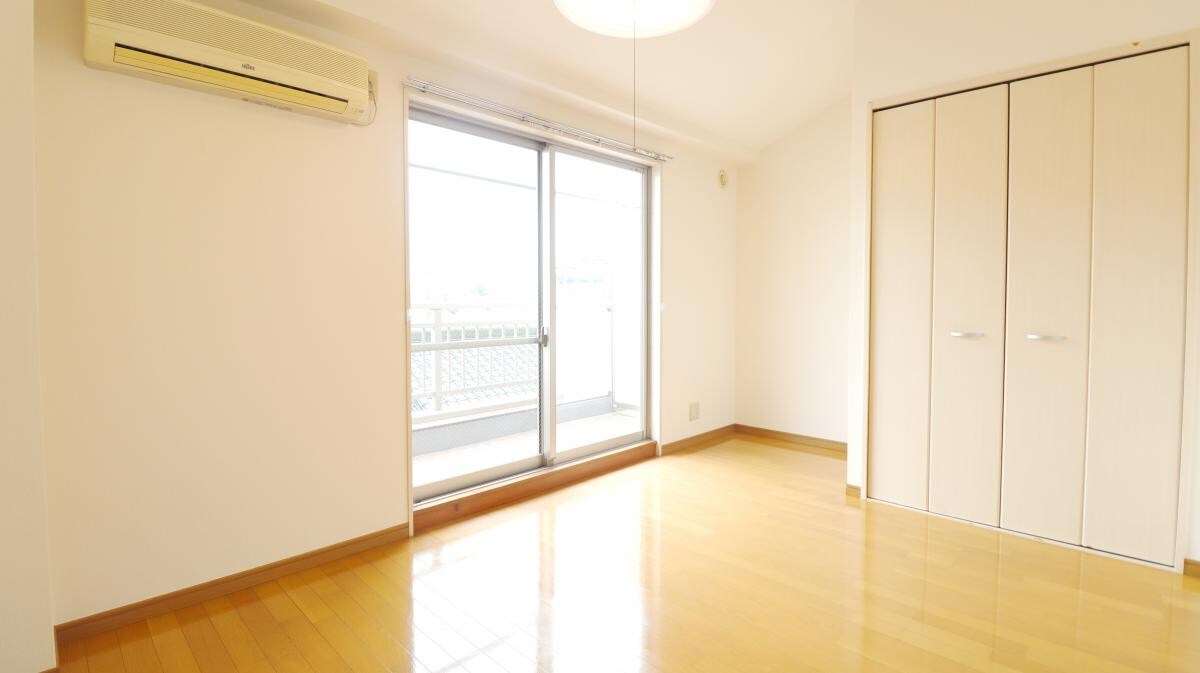 ヴェルデュールの物件内観写真