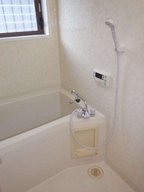 ドミール羽沢Aの物件内観写真